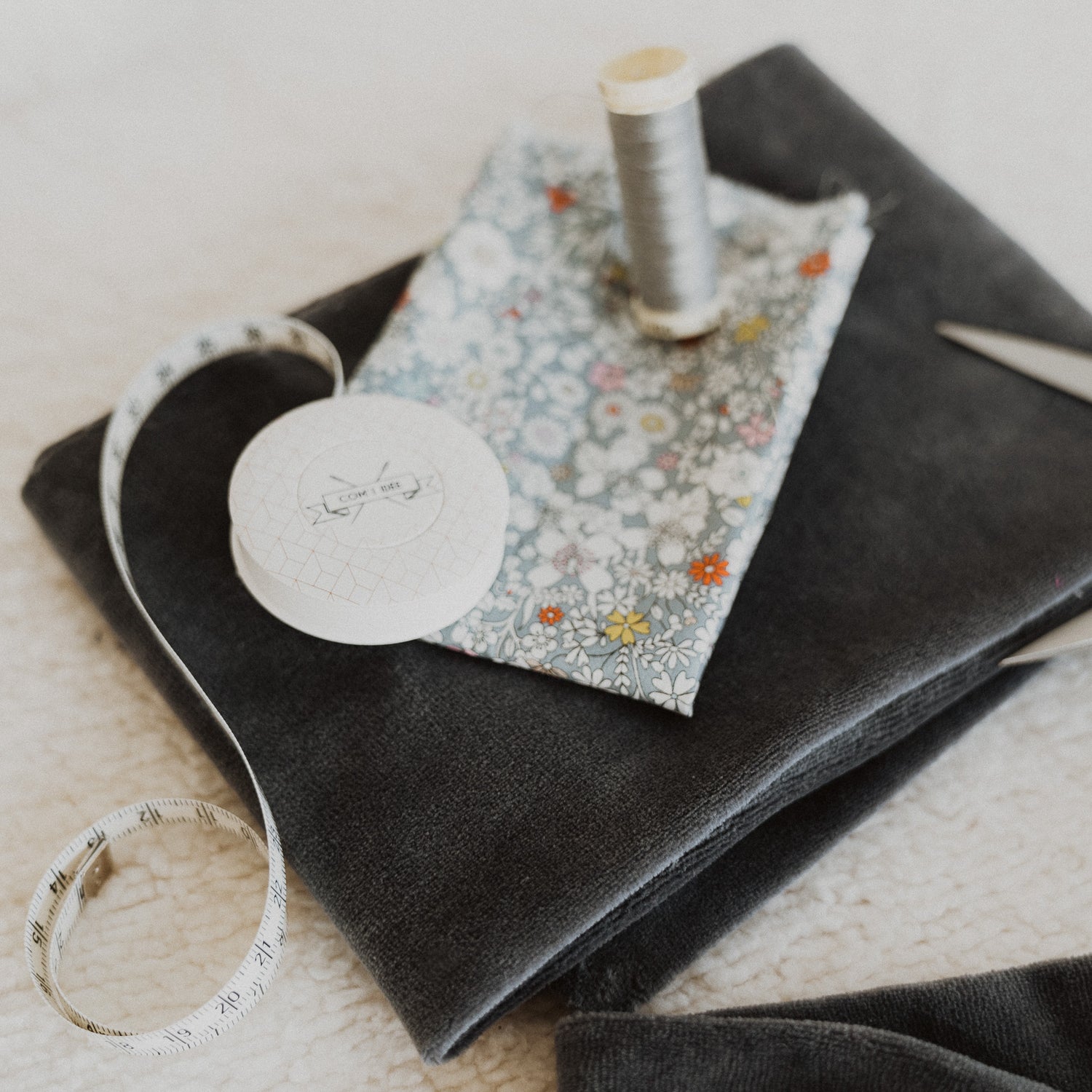 Le kit couture débutant, lancez-vous avec Com'1 Idée !
