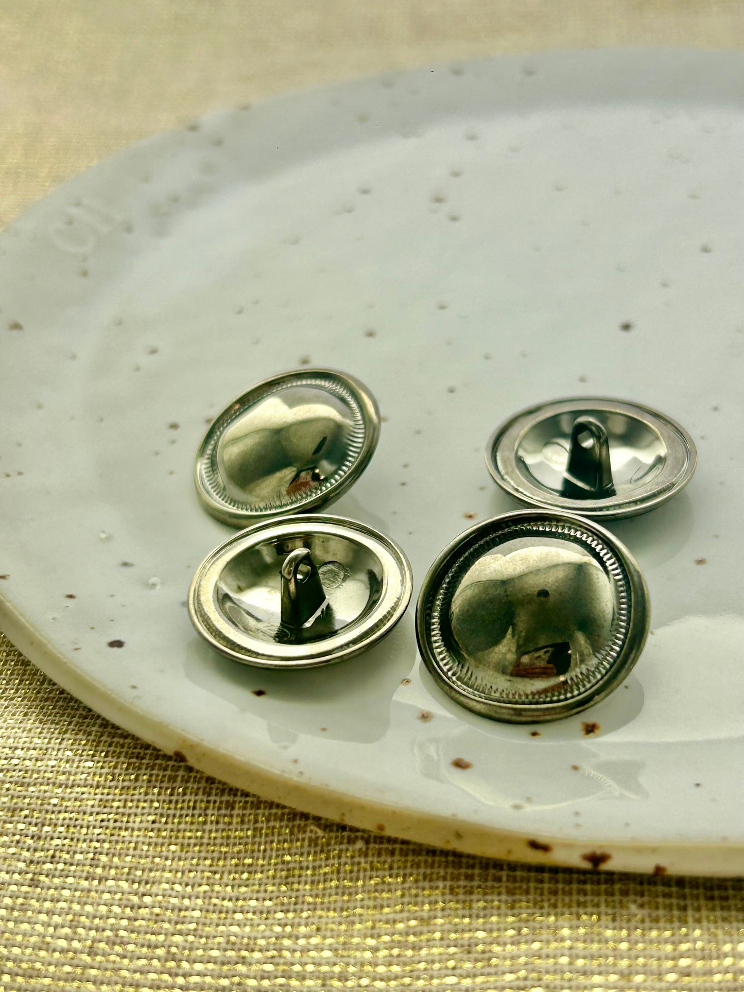 Lot bouton n° 23 | Argenté